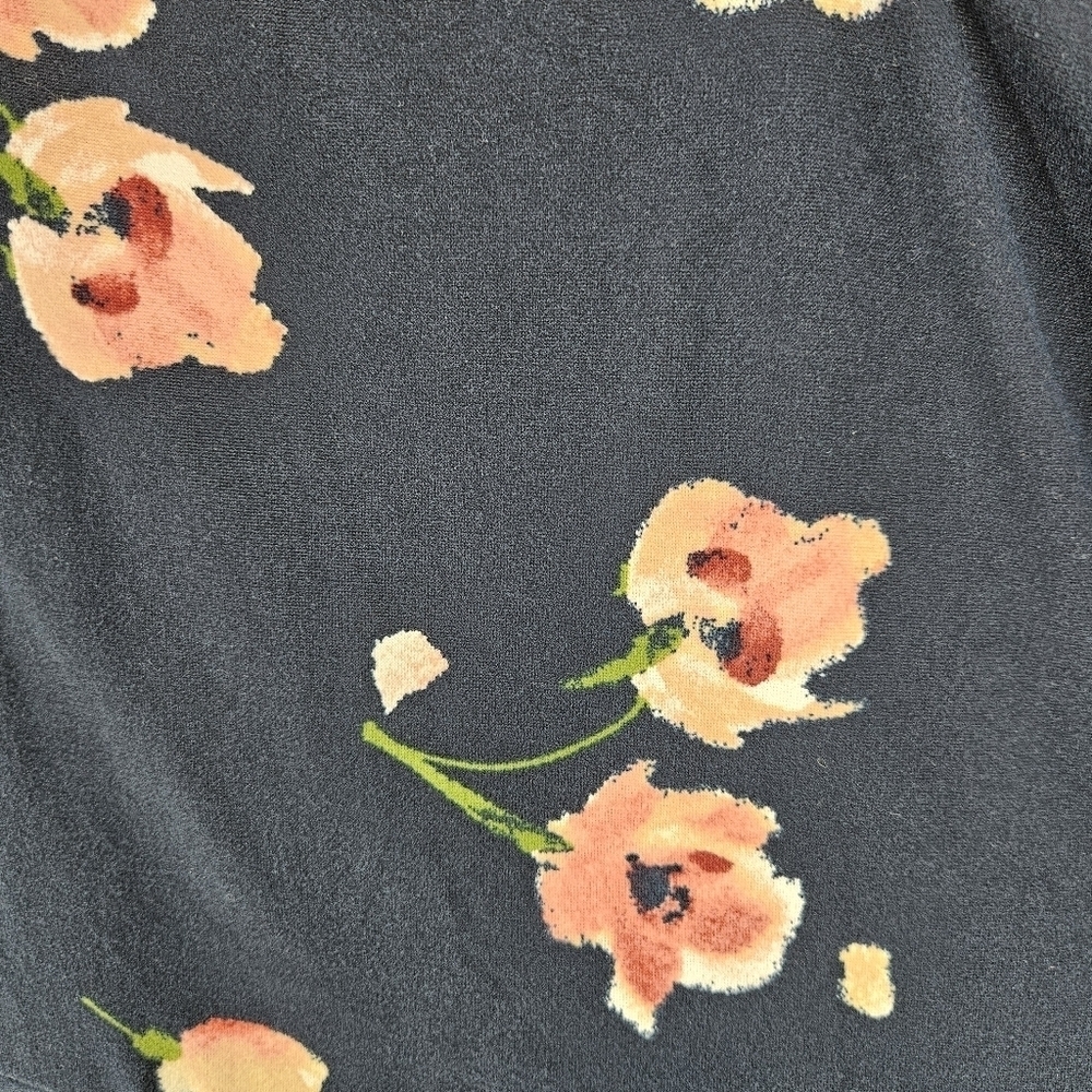 The General Good Sonya Fit Flare Dress Navy Blue Floral Scalloped VNeck Knit 1X - Picture 5 of 8